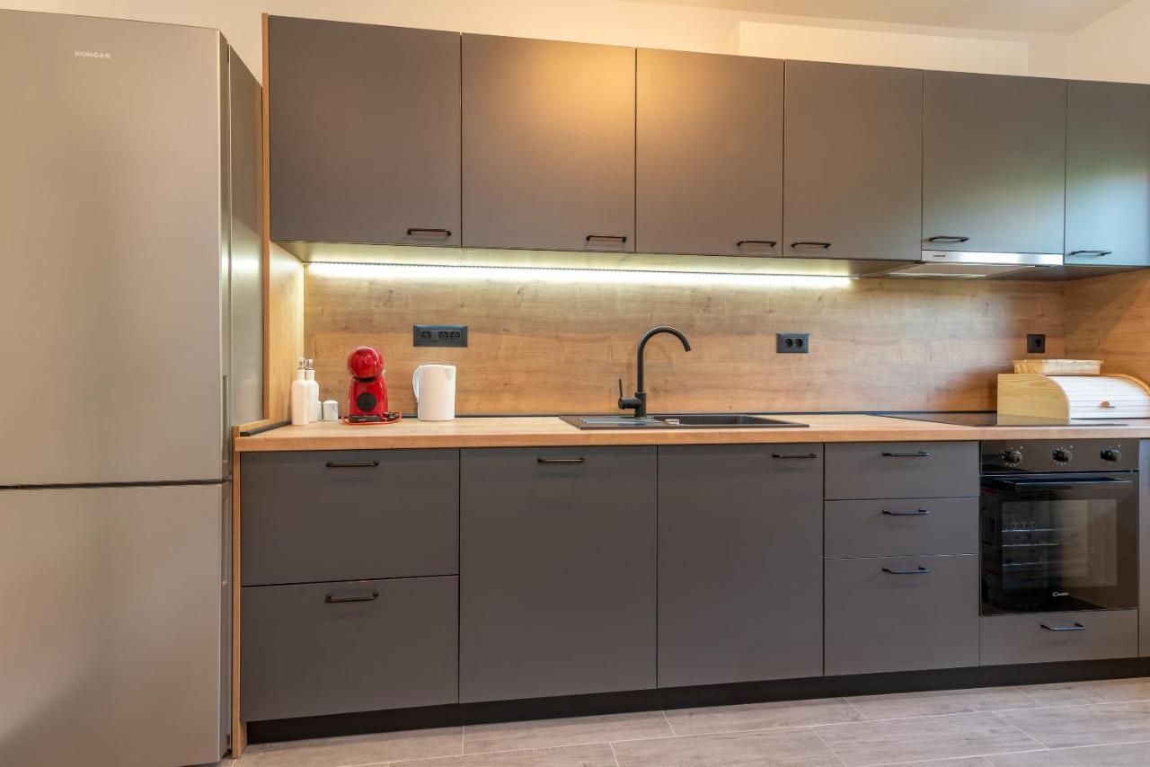 Apartman Galeb تروغير المظهر الخارجي الصورة